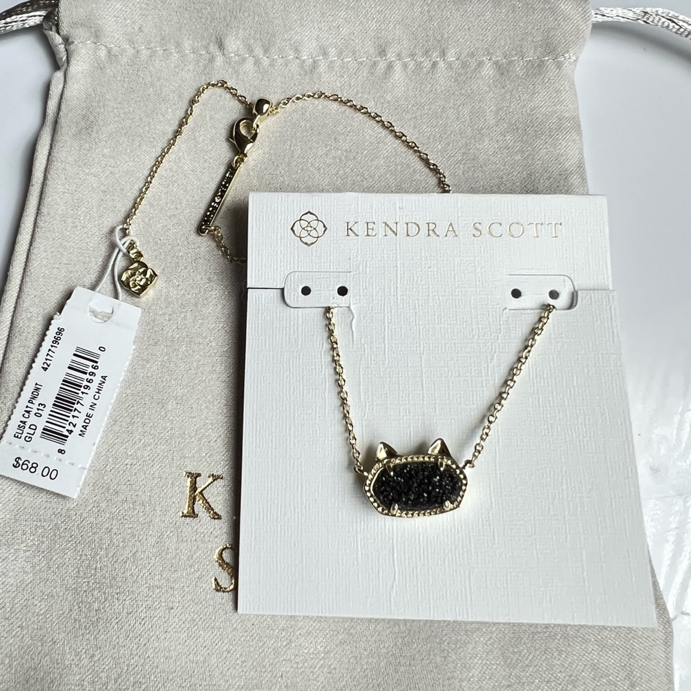 Limited edition Kendra Scott Elisa cat pendant in gold with black drusy stone